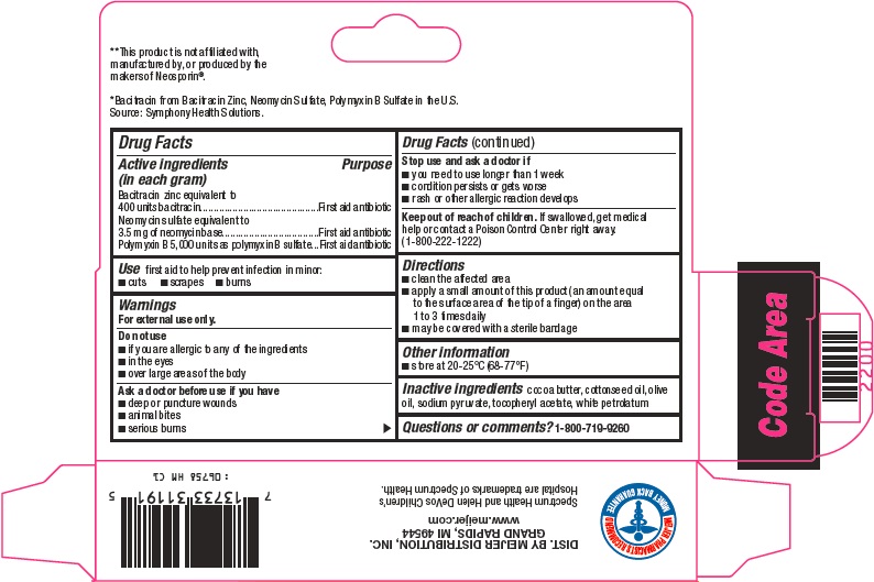 067HM-triple-antibiotic-image2.jpg